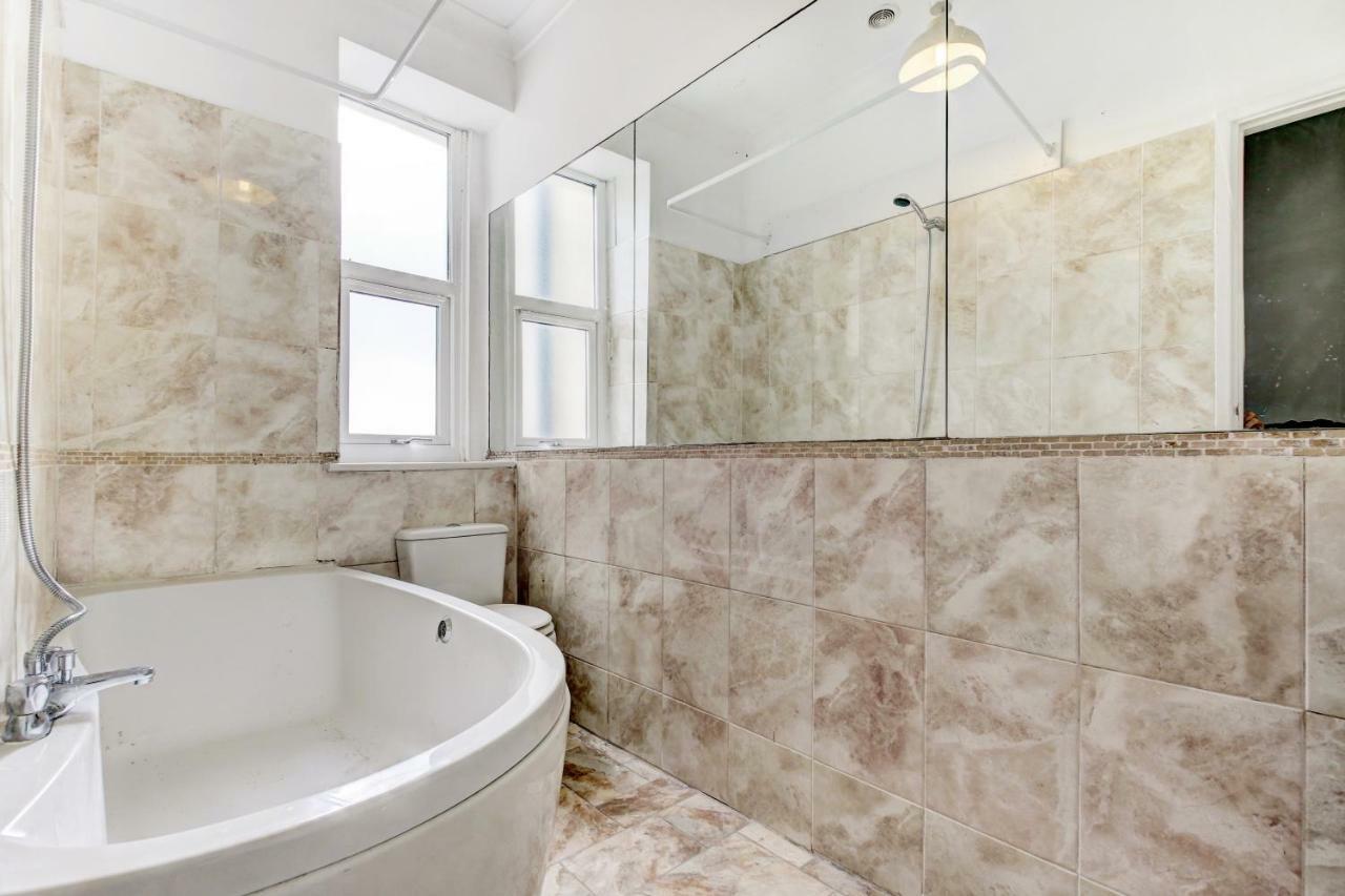 Lovely 3 Bed House In Bristol Vila Exterior foto